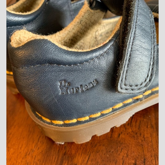 Dr. Martens Navy Leather Velcro Strap Shoes, Toodler Size 7 - Picture 4 of 7